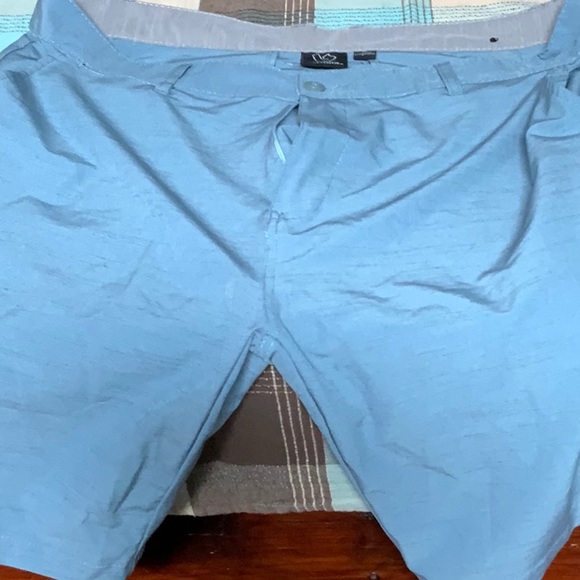 Burnside size 38 shorts - Picture 2 of 2